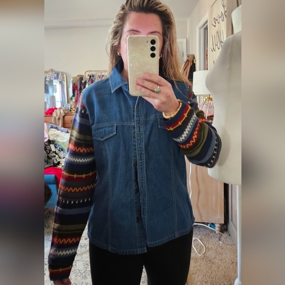 Vintage KORET Jean shirt/jacket with Knit wool printed sleeves and back. Size M - Picture 2 of 11